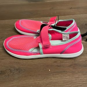 NWT Wonder Nation Water Shoes Pink Size 2 - 3 Velcro